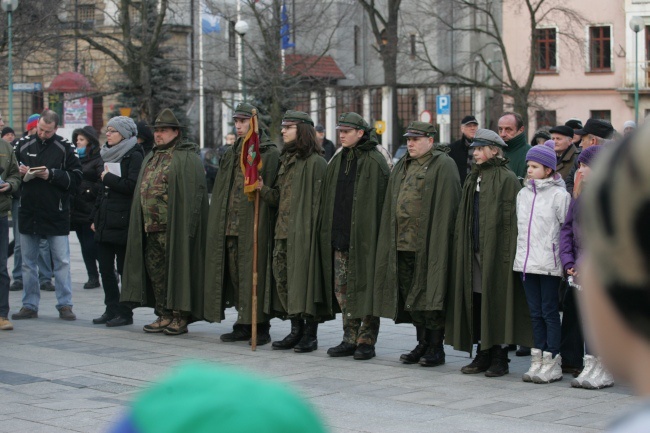 Pomnik "Iwanów" świadkiem manifestacji