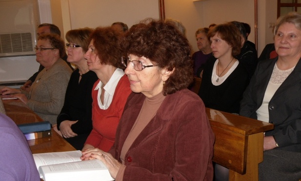 Modlitwa Pismem św. w kaplicy Domu Generalnego