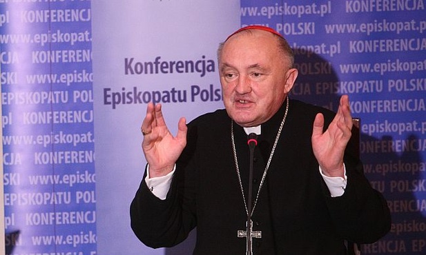 Kard. Nycz już w Rzymie