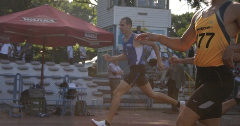 Marszałek rozdaje na bieżnie