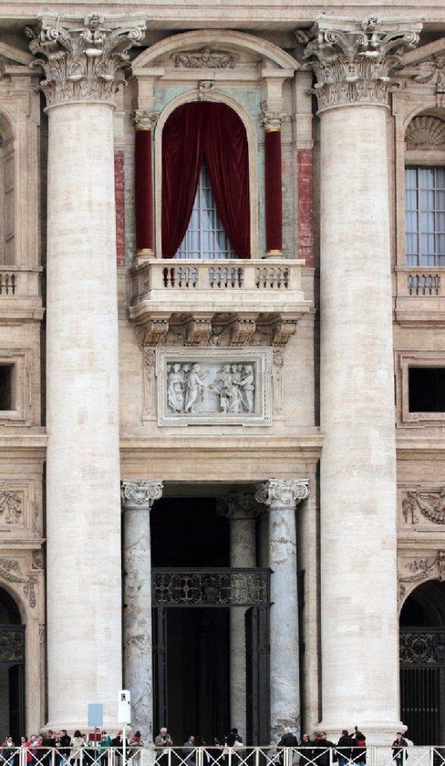 Watykan w wigilię konklawe
