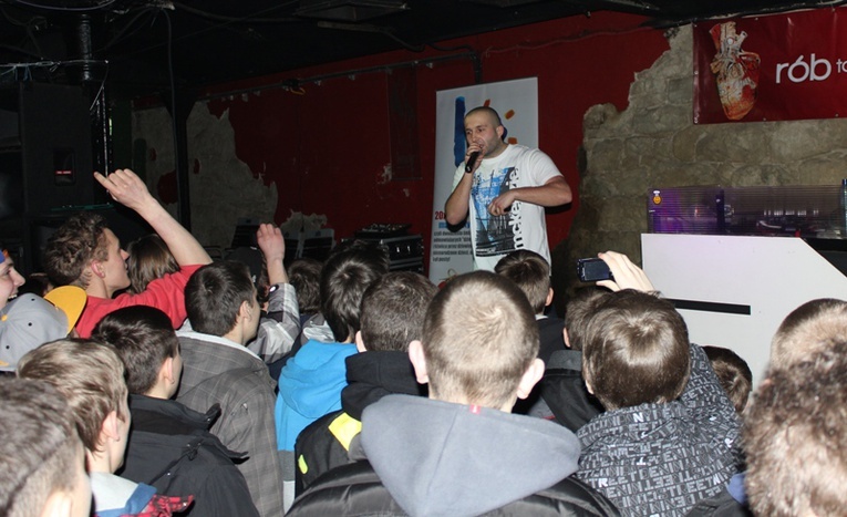 Arkadio i inni o "Pasji-rewelacji"