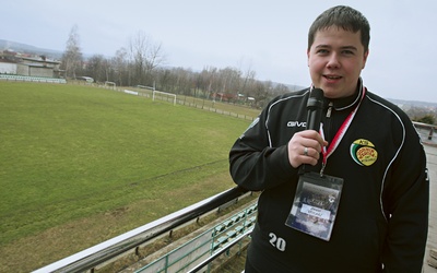 Bakuś od trzech lat jest spikerem na stadionie Górnika Wesoła  