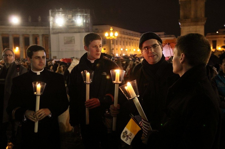 Konklawe - po pierwszym głosowaniu