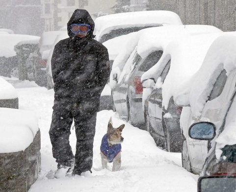 Śnieżyce i huraganowy wiatr