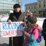 Manifestowali w obronie rodziny