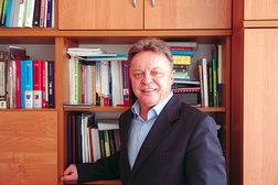 Prof. dr hab. Marek S. Szczepański