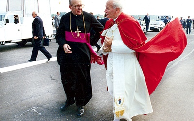  Wizytę Jana Pawła II w Radomiu, która miała miejsce 4 czerwca 1991 r., bp Materski uważał za najważniejszy dzień w historii miasta
