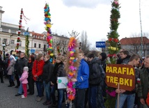 Dzień Młodzieży w diecezji łowickiej połączony jest z konkursem na najpiękniejszą palmę wielkanocną