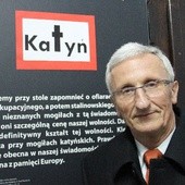 Wystawa katyńska w Nowym Sączu