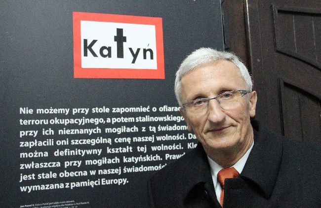 Wystawa katyńska w Nowym Sączu