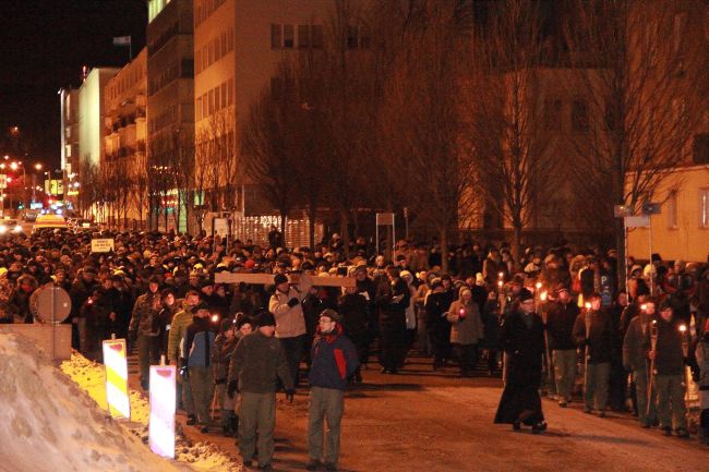 Tłumy gdynian przeszły Drogę Krzyżową