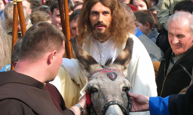 Początek Wielkiego Tygodnia