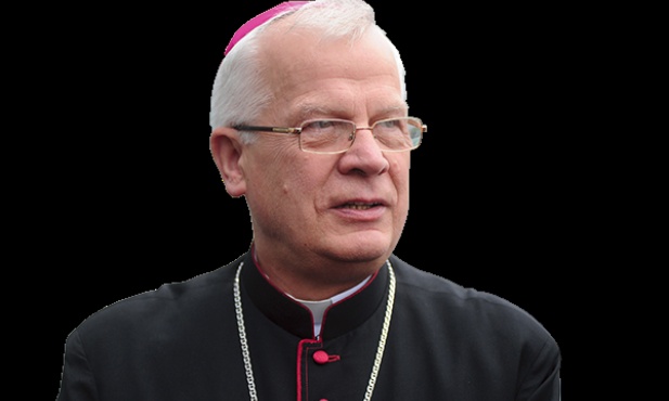 Abp Józef Michalik drugą kadencję pełni funkcję przewodniczącego Konferencji Episkopatu Polski, od 1993 r. jest metropolitą przemyskim, w latach 1986–1992 był biskupem zielonogórsko-gorzowskim. Ma 72 lata.
