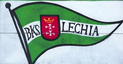  Kibice pokazali, że ważniejsza od klubowych animozji jest międzyludzka solidarność