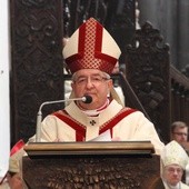 Arcybiskup Głódź odpowiedział mediom