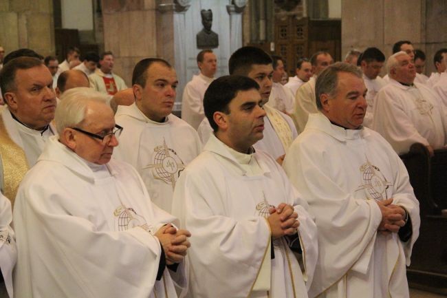 Msza św. Krzyżma w katedrze wrocławskiej