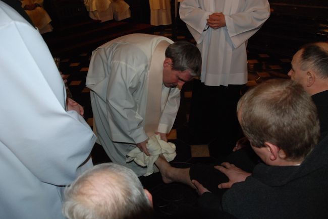 Wielkoczwartkowy obrzęd obmycia nóg