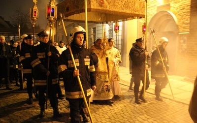 Zmartwychwstał w Wielką Noc