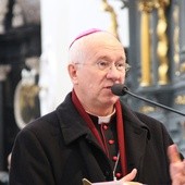 Biskup łowicki Andrzej Franciszek Dziuba