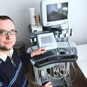  – W naszej placówce pracuje 15 lekarzy i specjalistów naprotechnologii. Wszystkich łączy szacunek do życia ludzkiego – podkreśla Bartosz