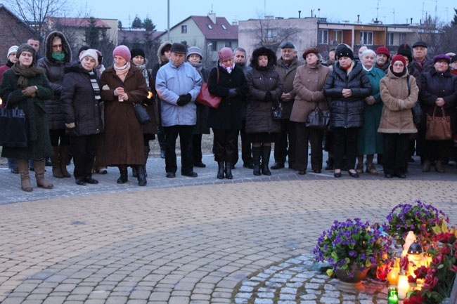 Pamiętali o ósmej rocznicy