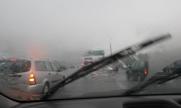 "Prognozy pogody są stronnicze"