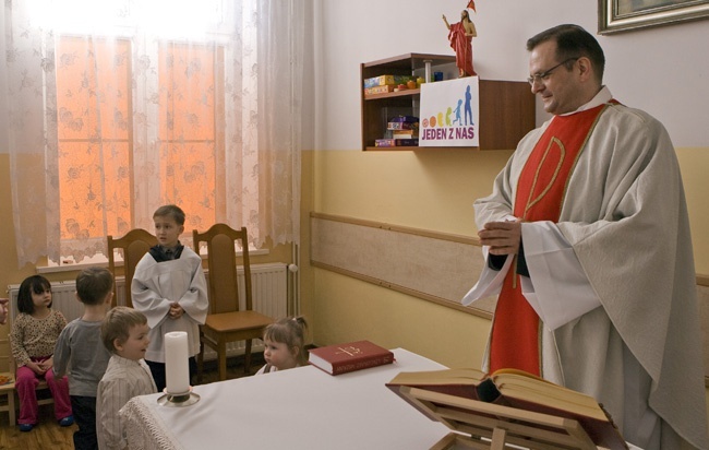 Świętowanie w Domu Samotnej Matki
