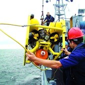  Pracę podwodnych minerów od 12 lat wspomaga zbudowany na Politechnice Gdańskiej robot UKWIAŁ. Niektóre zadania wymagają jednak bezpośredniego kontaktu nurków z niebezpiecznymi znaleziskami