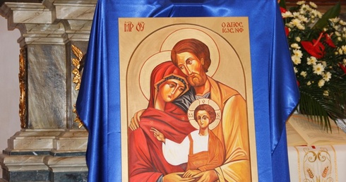 Ikona świętej Rodziny rozpoczęła peregrynację po rodzinach członków Domowego Kościoła