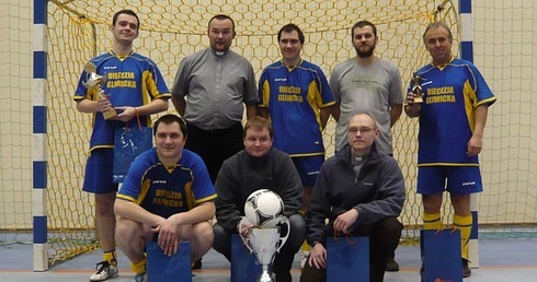 Nasi księża mistrzami!