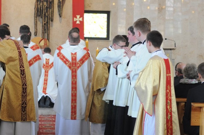 Święcenia diakonatu