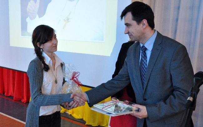 Głogowski konkurs papieski