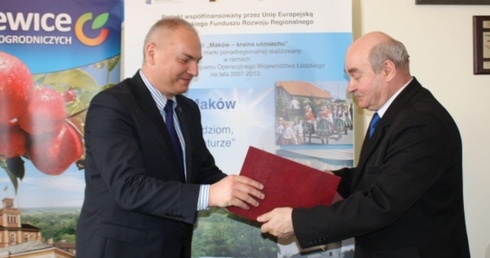 Prezydent Leszek Trębski i wójt Jerzy Stankiewicz podpisali kolejne porozumienie w sprawie uzdrowiska