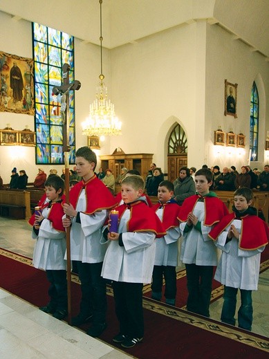 Wspólnoty dziecięce i młodzieżowe są dowodem ożywionego życia religijnego w buczkowickiej parafii