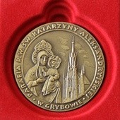 Okolicznościowy medal grybowskiej bazyliki