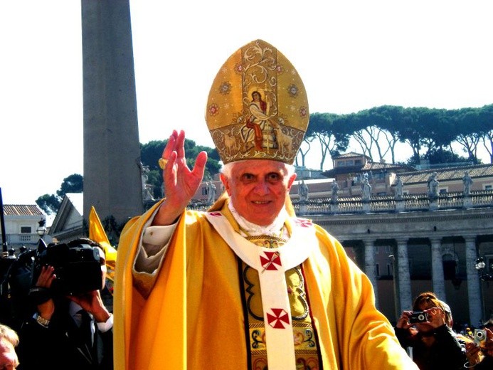 Osiem lat temu konklawe wybrało Benedykta XVI
