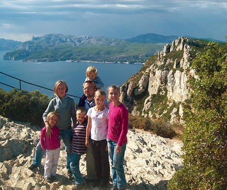 Bartek i Kasia z dziećmi wyjechali na misje do Francji