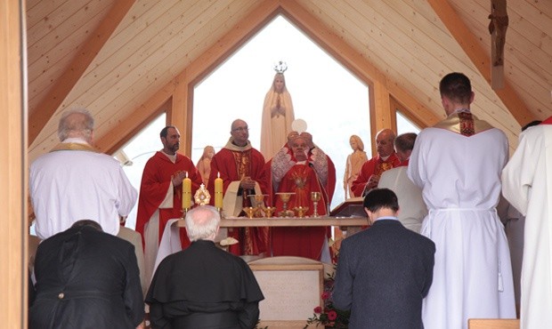 Kaplica na Dębowcu będzie miejscem kultu Matki Bożej Fatimskiej.