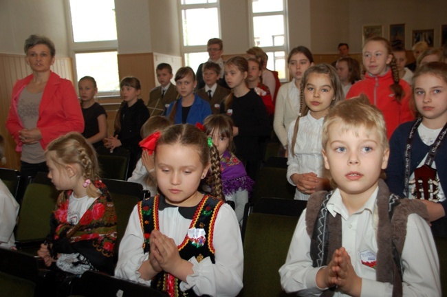 Jubileuszowy konkurs pieśni i poezji patriotycznej