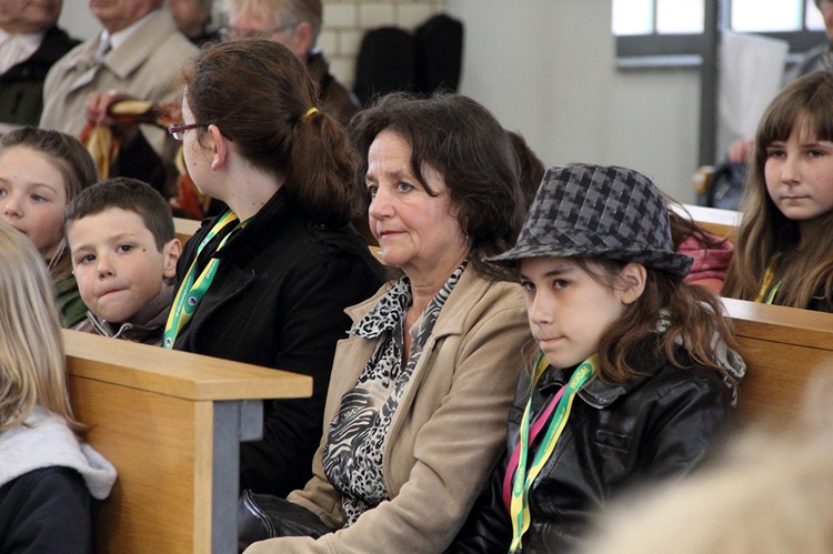 Koła różańcowe w centrum handlowym SCC