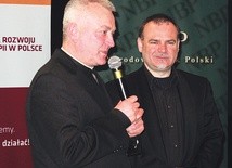Prelegenta Pawła Łukasiaka przedstawiał ks. Andrzej Tuszyński