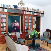 Odnowione wnętrze rodzinnej biblioteki 