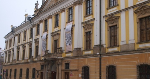 Sataniści za pieniądze legniczan