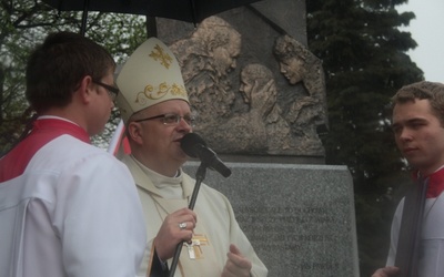 Odsłonięcie pomnika bł. Jana Pawła II