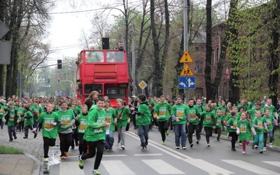 Mieszkańcy Żyrardowa uczili święto Konstytucji 3 Maja, biegnąc ulicami miasta