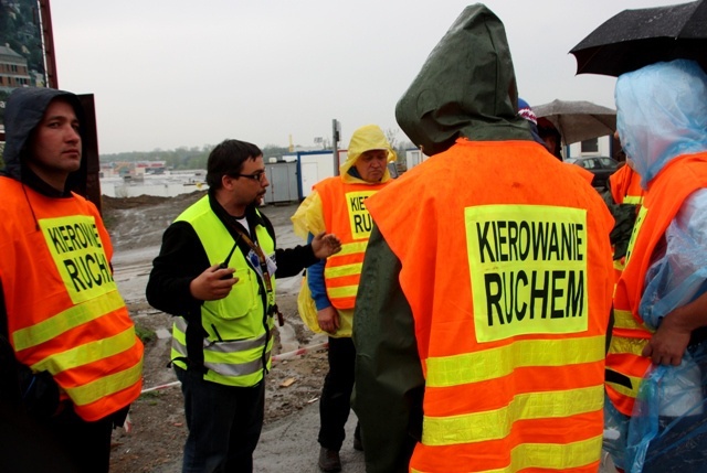 Modlitwa pielgrzymów w Centrum bł. Jana Pawła II