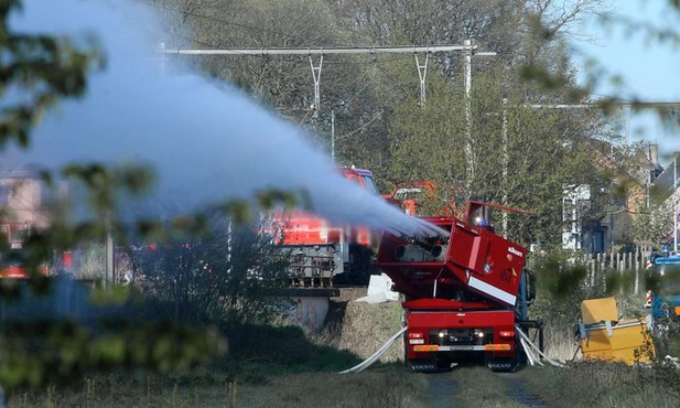 Pożar pociagu z chemikaliami