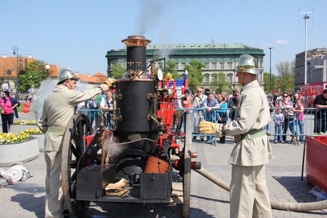 Strażacki piknik w Ogrodzie Saskim 