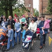  Ubiegłoroczny I Marsz dla Życia i Rodziny w Płocku